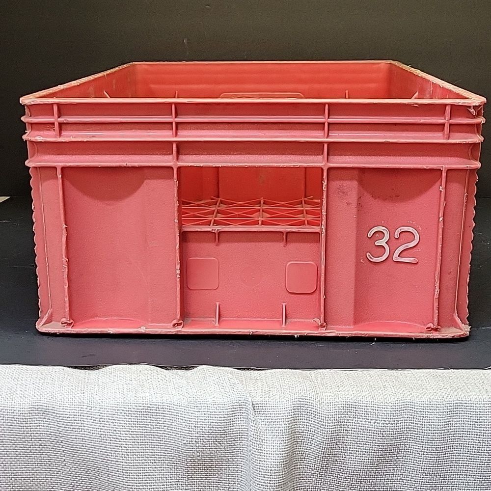 Vintage Coca-Cola Red Plastic Coke Bottle Crate Advertising Carrier 32 - Picture 5 of 7